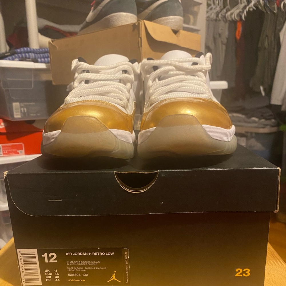 Air Jordan 11; Closing Ceremony; size 12